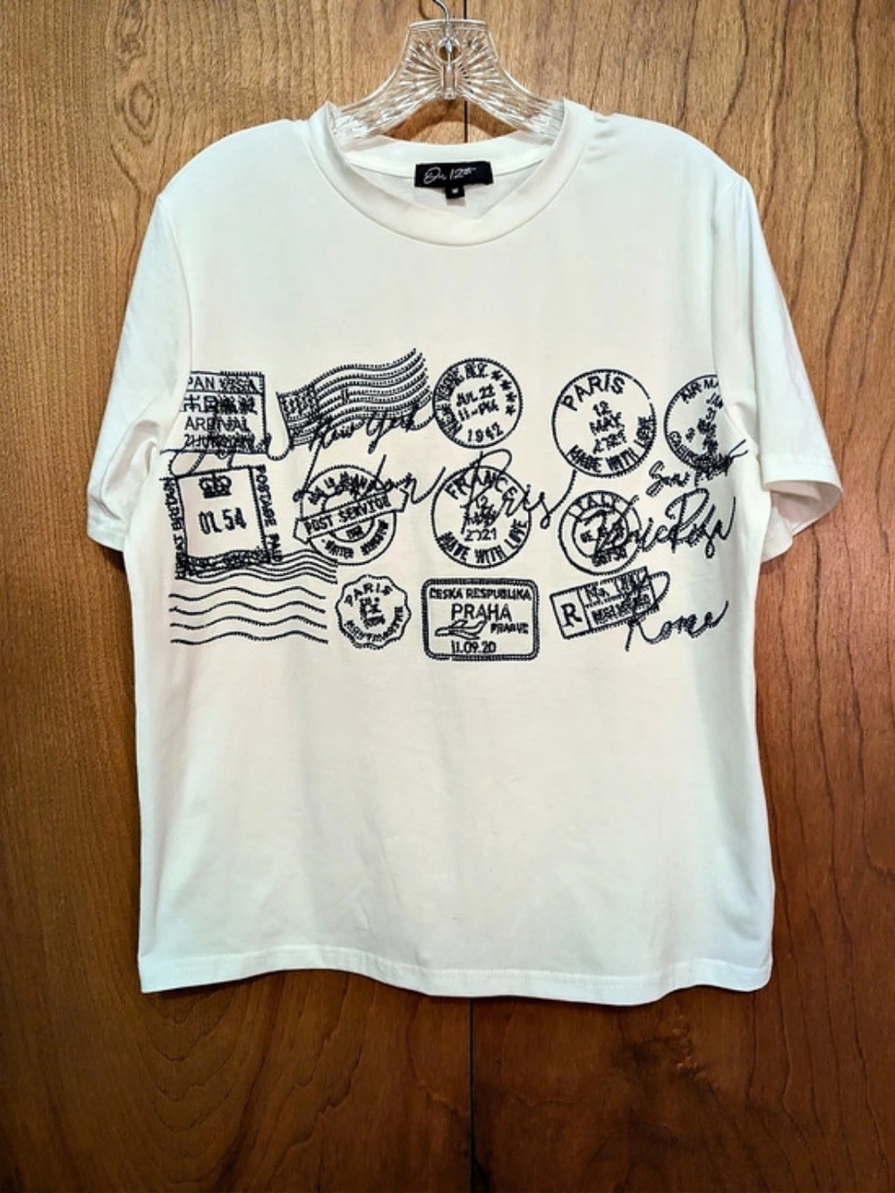 On 12th Graphic Short Sleeve Tee Size Medium Like New